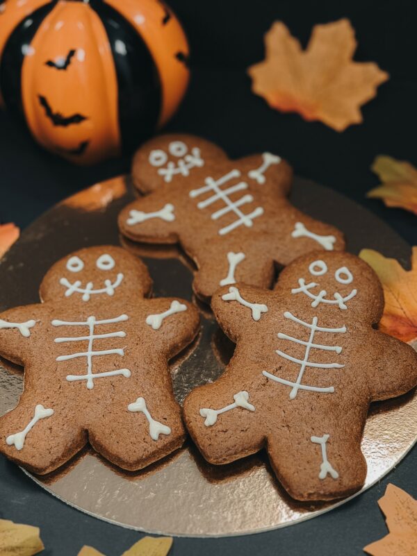 Halloween Skeleton Gingerbread Men